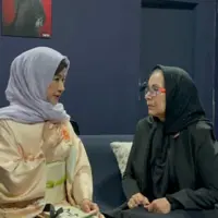حضور دوبلور شخصیت کودکی اوشین در کنار بازیگر نقش کودکی او