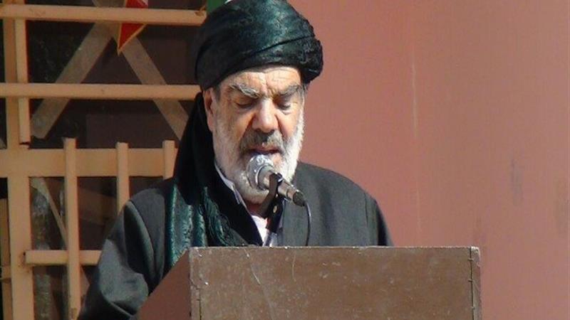 والدین زمینه ازدواج آسان را برای جوانان فراهم کنند