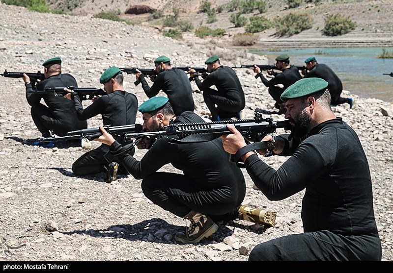 عکس/ تکاوران نیروی دریایی ارتش جمهوری اسلامی ایران