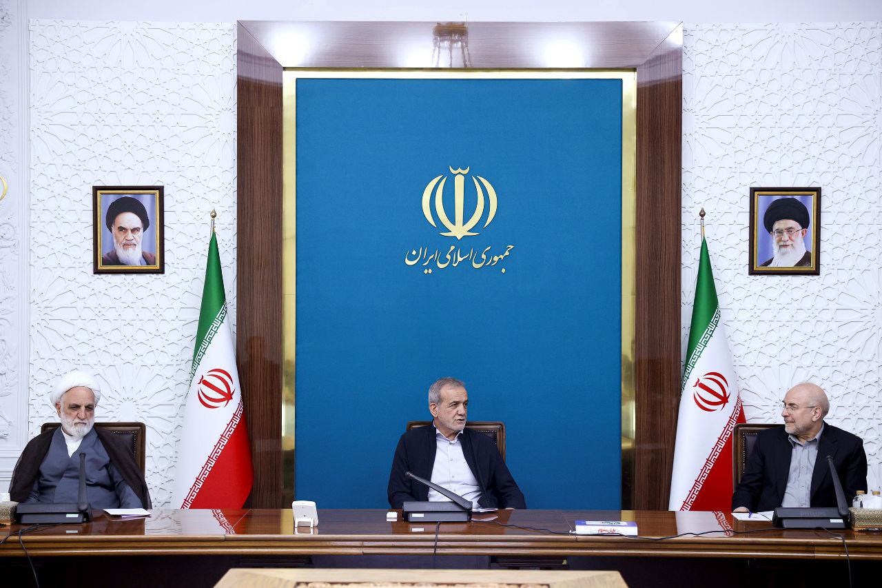 جلسه شورای‌عالی هماهنگی اقتصادی سران سه قوه برگزار شد