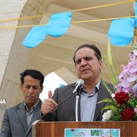 استاندار ایلام: حرکت در مسیر شهدا به معنای  خدمت بی‌منت به مردم است