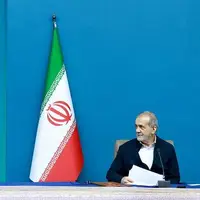 فردا نوشت: تصمیم پزشکیان درباره وزیر راه