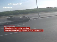 تصادف شدید خودرو در باکو به دلیل توقف یک خودروی دیگر برای عبور سالمند