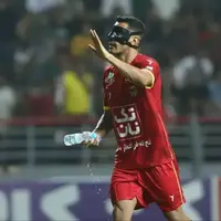 پیشنهاد پرسپولیس به مدافع ملی‌پوش فولاد