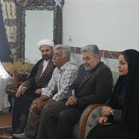 مسئولان کامیاران از جانباز ۶۰ درصد دوران دفاع مقدس تجلیل کردند