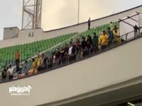 حضور هواداران صنعت نفت در طبقه دوم