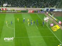 تیر دروازه استقلال مانع از به ثمر رسیدن گل صنعت نفت شد
