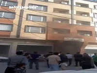 عملیات نجات گرفتاران در آتش سوزی ساختمان پزشکان
