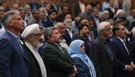 تصویری از شوخی  با مقام دولت پزشکیان در یک جلسه رسمی