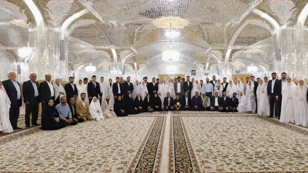 جشن ازدواج کارکنان پالایشگاه ستاره خلیج فارس در حرم رضوی