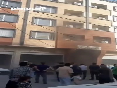 نجات جان ۳۰۰ فرد گرفتار در آتش سوزی ساختمان پزشکان