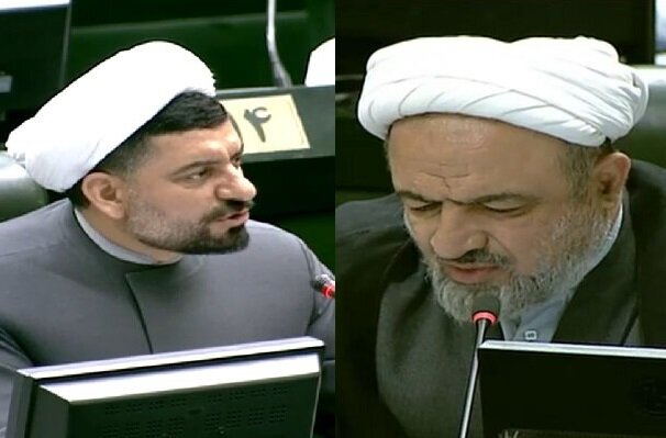 انتقاد رسایی از جلسه فراکسیون انقلاب برای انتخابات هیئت رئیسه؛ سخنگوی فراکسیون واکنش نشان داد
