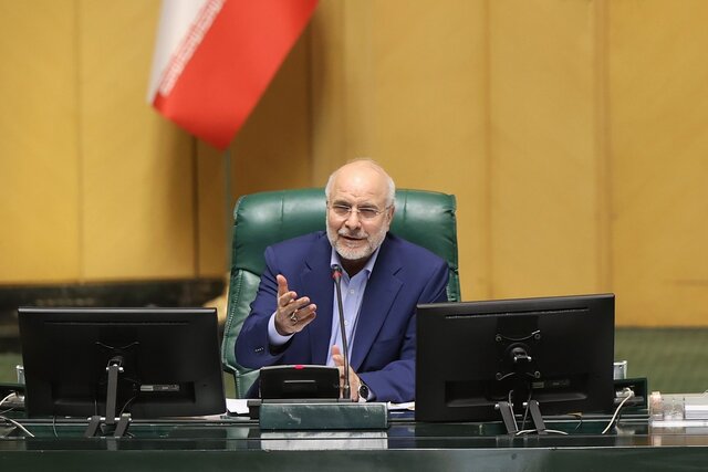 رئیس مجلس: مشکلات امروز به مراتب راحت‌تر از دوران دفاع مقدس قابل حل هستند