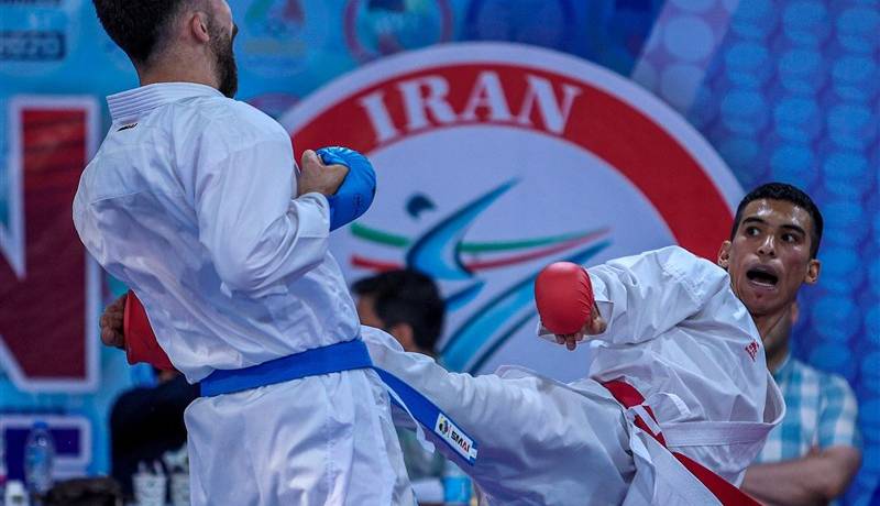 مدال نقره کاراته آسیا بر گردن مرتضی نعمتی