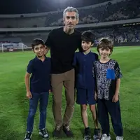  قابی زیبا ثبت شد؛ جشن پدر و فرزندی بابت صعود به فینال  