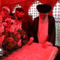 غبارروبی مضجع شریف حرم فرزند امام جواد(ع)
