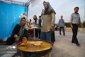 عطر نان سنتی در یزد پیچید