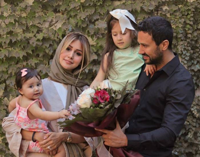 سوال چالشی مجری از شاهرخ استخری: چطوری همش خارجین؟ لاکچری هستید؟