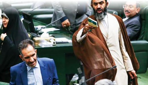 ورود میکرو بلاگرها به انتخابات هیئترئیسه