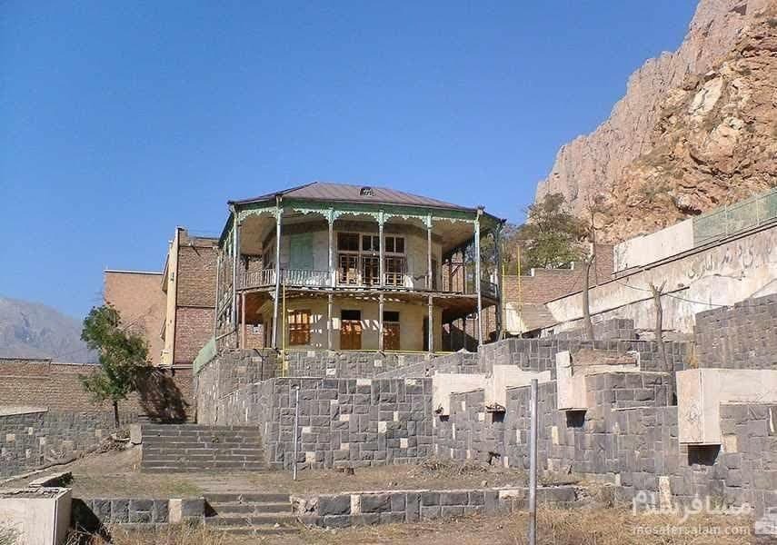 عمارت کلاه‌فرنگی و ساختمان هلال احمر ماکو به سرمایه‌گذار واگذار شد
