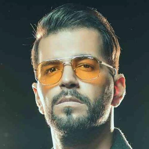 ترانه «بمونی برام» با صدای آصف آریا