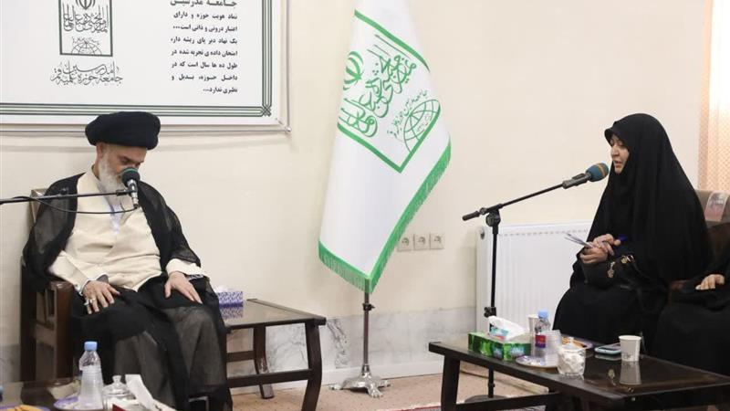 پیوند ظرفیت نخبگان سمپاد با بدنه علمی حوزههای علمیه ضروری است