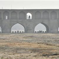 مسائل محیط‌زیستی و حقوق مردم اصفهان را با هیچکس معامله نمی‌کنیم