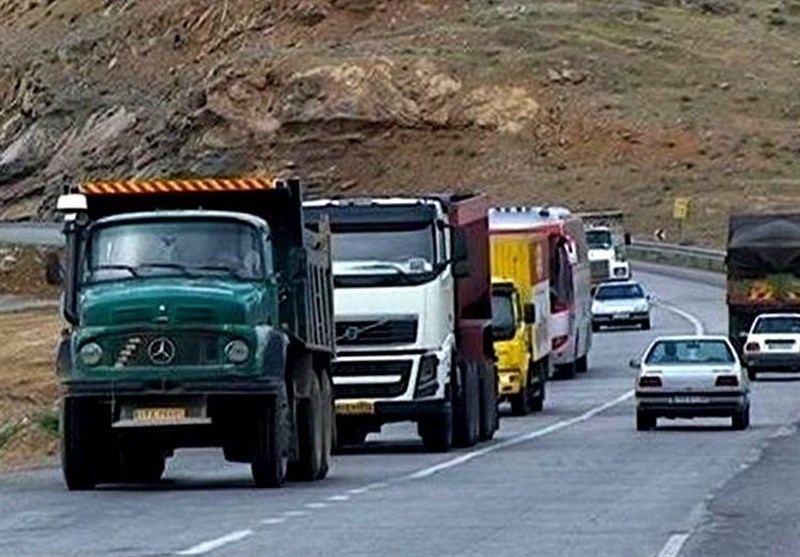 وزارت کشور: تمهیدات لازم برای رفع مشکلات کامیونداران کشور انجام شد