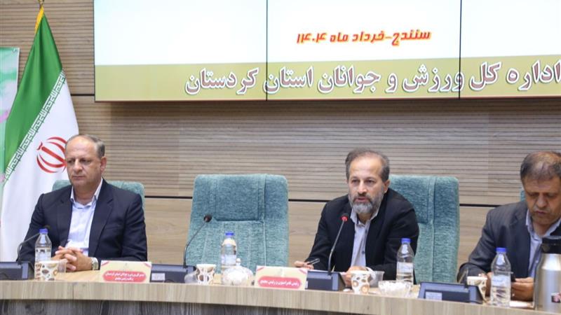 رئیس فدراسیون: کوهنوردی بانوان در کردستان حمایت شود