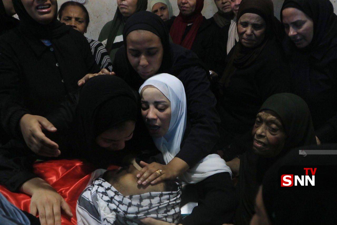 عکس/ مراسم تشییع پیکر شهید بیست ساله فلسطینی