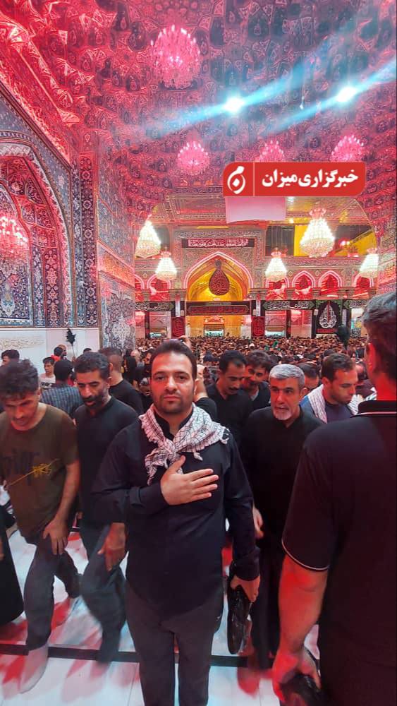عکس/ تصاویری از قاضی ترورشده امروز در حرم امام حسین(ع) 
