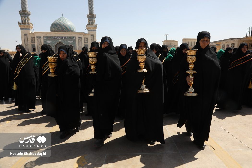 دسته عزاداری خادمان حضرت معصومه(س)