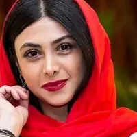 تصویری از تیپ و استایلی که از آزاده صمدی بعید بود!