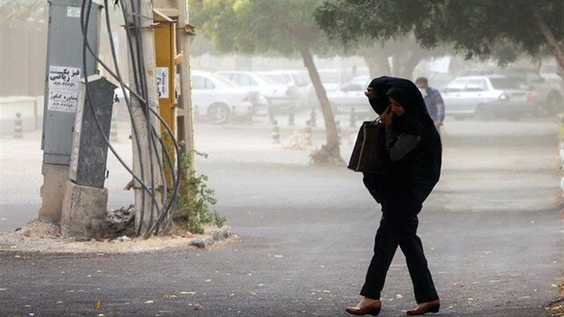 پیش‌بینی وضعیت جوی قم تا پایان هفته؛ افزایش دما و وزش باد شدید