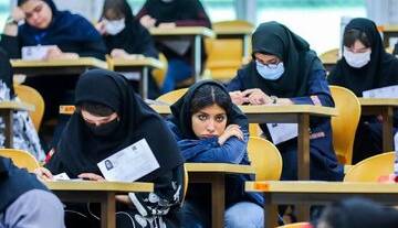 سلطه پولدارها بر دانشگاههای دولتی؛ نفر اول کنکور فقط ۳۰۰ میلیون کتاب اطرافش چیده بود