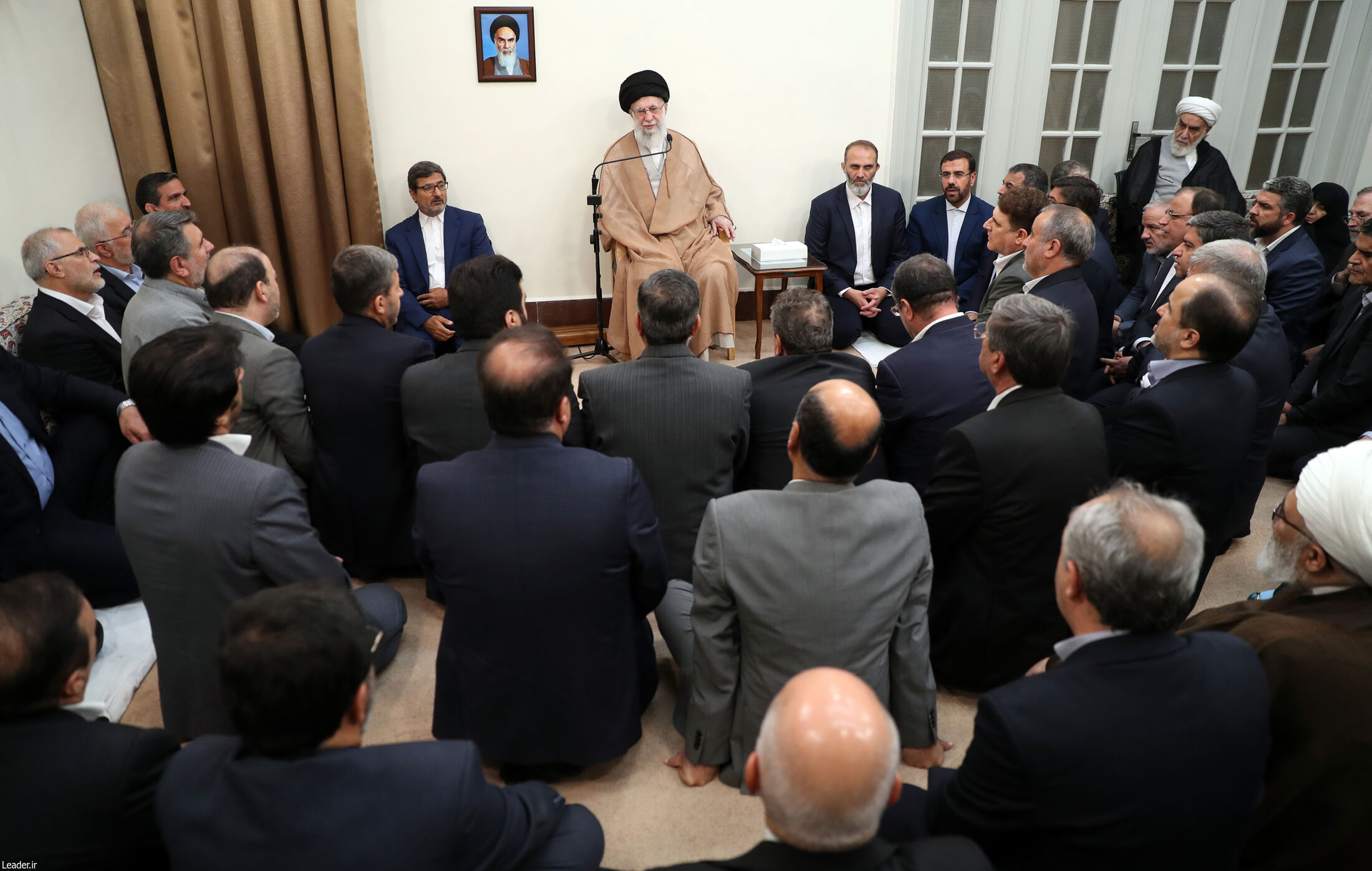 عکس/ تصاویری از دیدار وزیر کشور و استانداران با رهبر معظم انقلاب