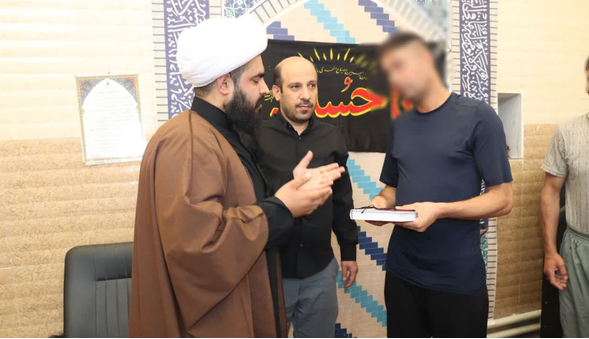 تشرف زندانی اهل سنت به مذهب حقه شیعه در زندان مراغه