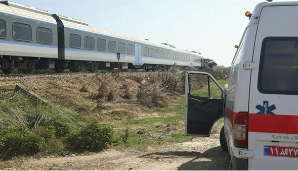 جزئیات حادثه مرگبار برخورد قطار مسافری با عابر در کاشان