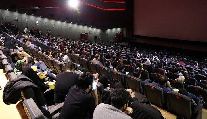 «صددام» و «سلام علیکم حاج آقا» در صدر فروش هفته؛ کمدیها پیشتازند