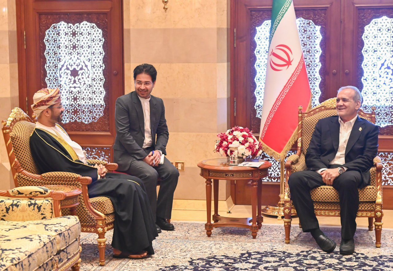 عکس/ دیدار وزیر خارجه عمان با پزشکیان