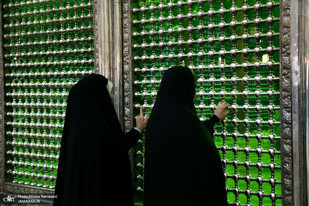 عکس/ تجدید میثاق جمعی از نمایندگان مجلس شورای اسلامی با آرمان‌های امام خمینی(س)