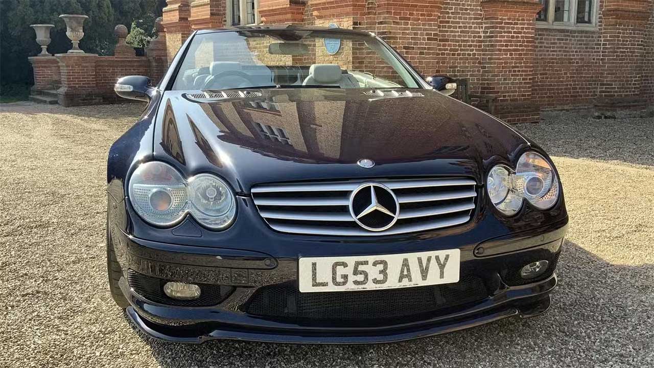 مرسدس SL55 AMG کارلسون، رودستر کمیابی که تنها در سه دستگاه ساخته شد