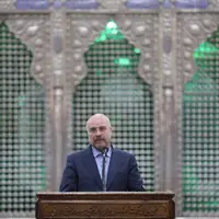 تعهد رئیس مجلس در مراسم تجدید پیمان نمایندگان با آرمان‌های امام و شهدا