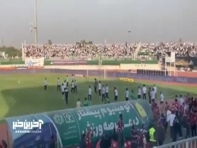 بازدید بازیکنان ملوان از چمن استادیوم اراک