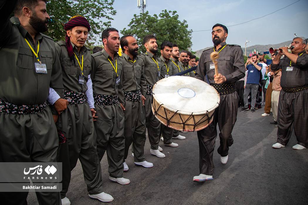 کارناوال خیابانی جشنواره هه‌لپه‌رکی بانه