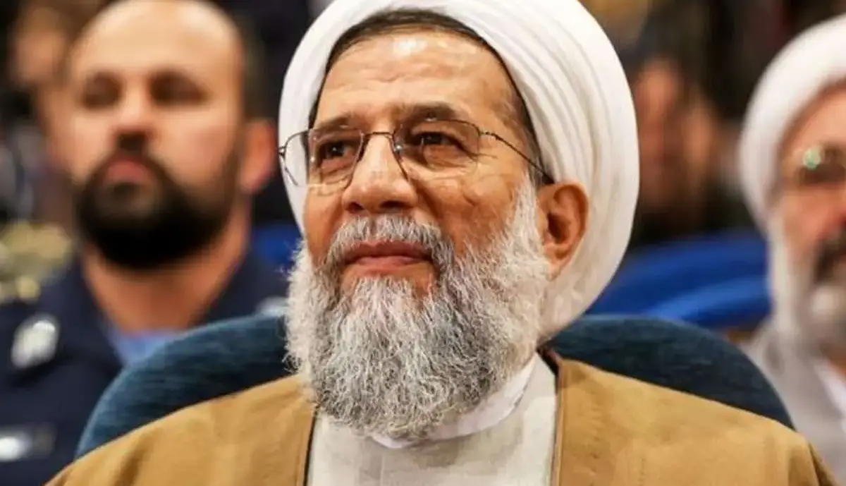 رئیس سازمان عقیدتی سیاسی ارتش: قدرتهای بزرگ دنیا منتظر یک لبخند سیاسی ایران هستند