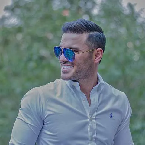 آهنگ «بارون» با صدای آرمین زارعی