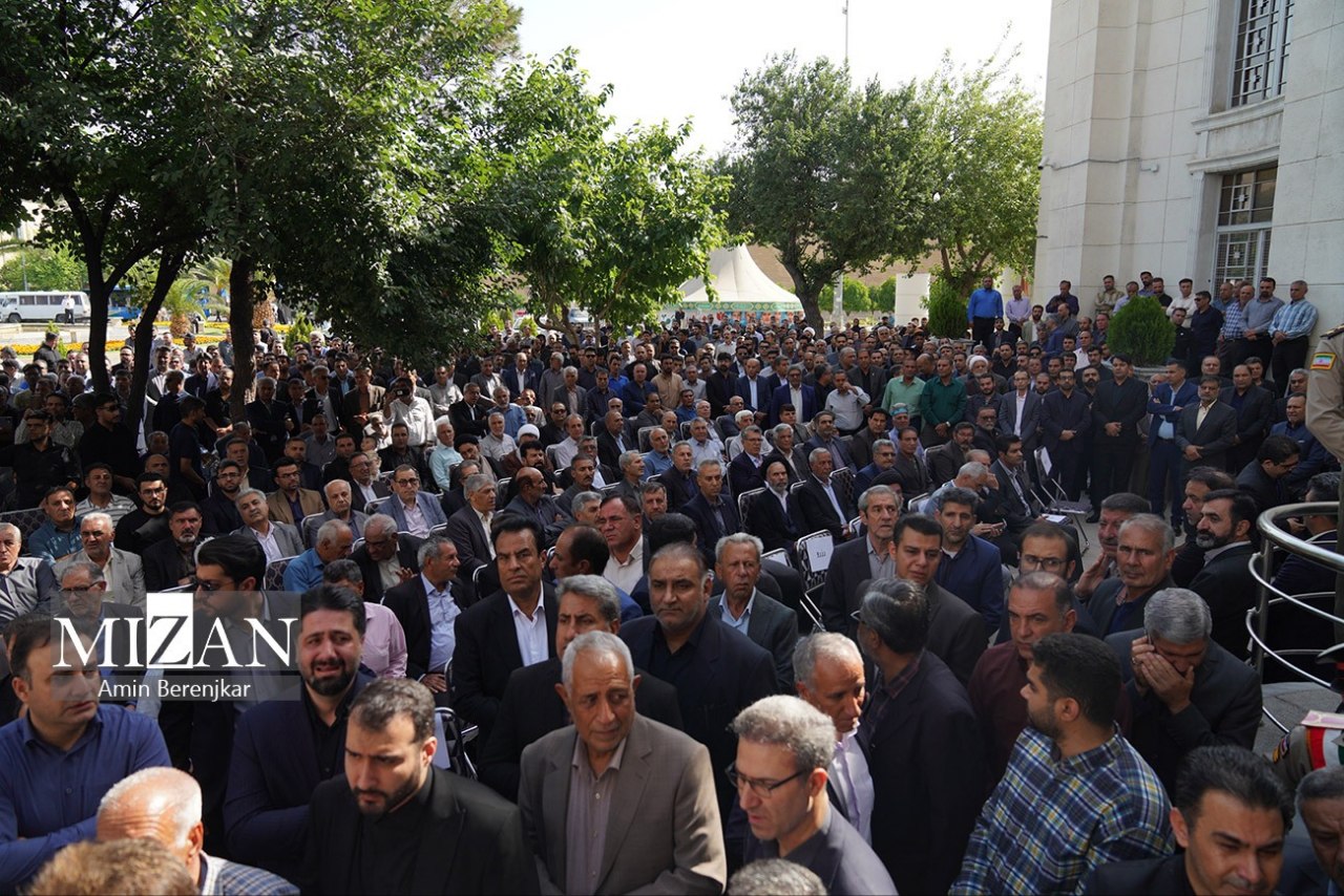 عکس/ مراسم تشییع پیکر قاضی شهید احسان باقری در شیراز