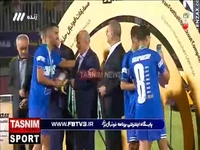 آرش رضاوند برای کنایه زدن به آذری جهرمی با «شیرموز» در جشن قهرمانی استقلال حاضر شد!