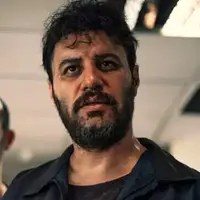 چی داری می‌نویسی؟ کی بهت یاد داده؟